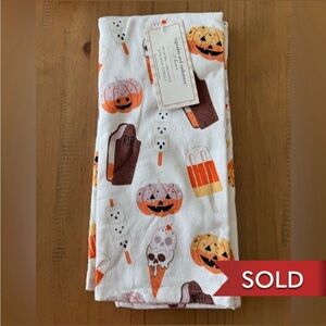 Summerween Cupcakes & Cashmere Hand Towels - Spooky Treats and Ice Cream